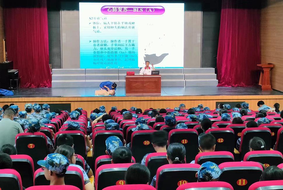 金湖2.jpg