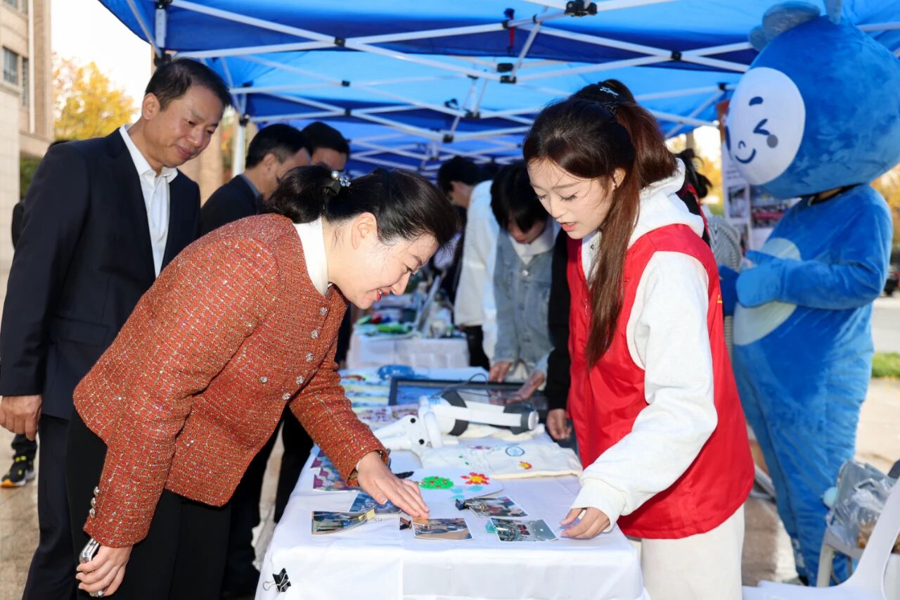 淮安市2025年大学生“博爱青春”暑期志愿服务项目汇报展...