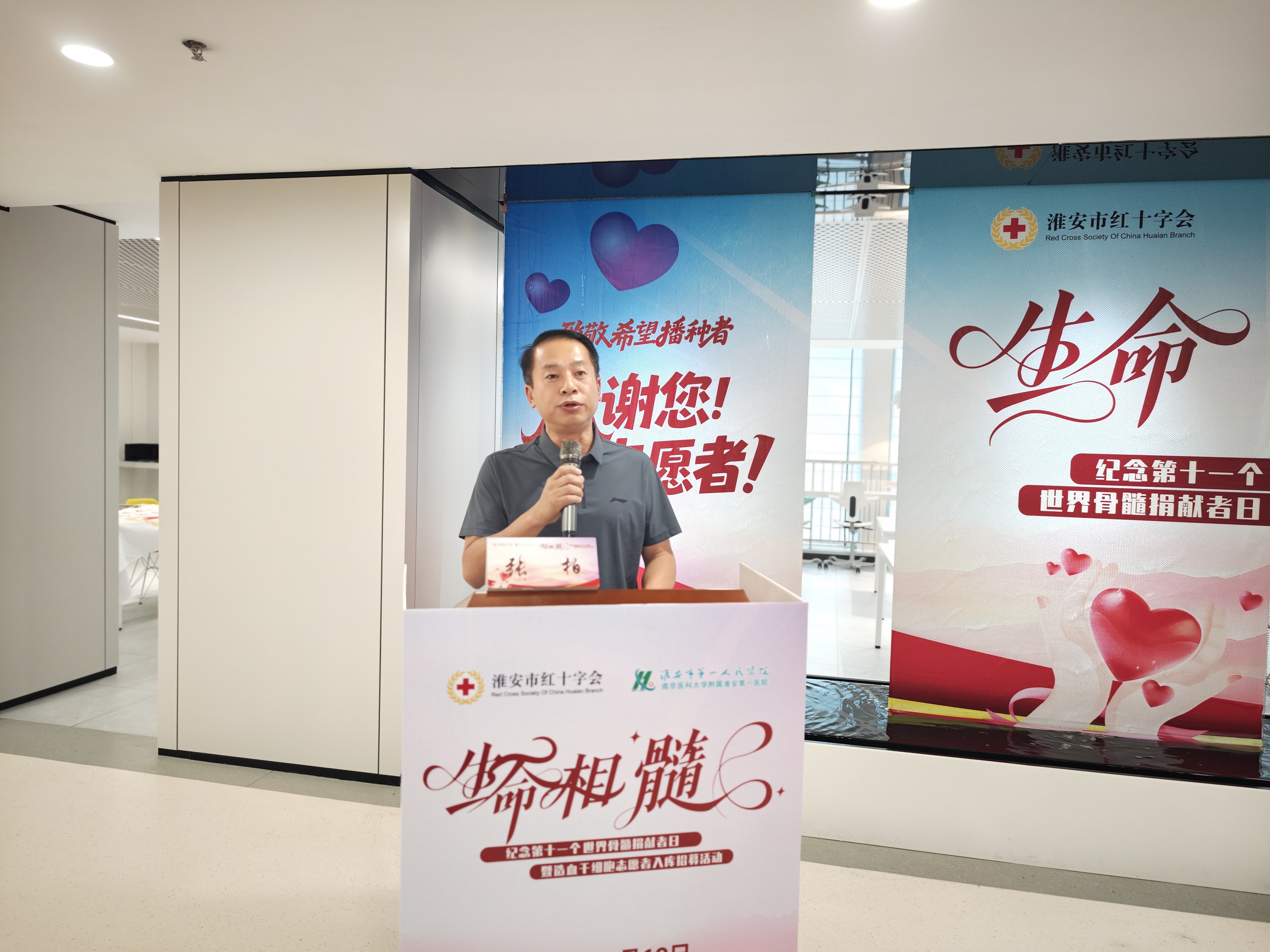 0433d554215a1f1d110d7e451df7367d.jpg 0433d554215a1f1d110d7e451df7367d.jpg